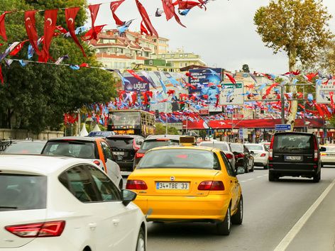 Regeln für die Einfuhr von Autos in die Türkei und Geldbußen für Verstöße gegen die Verkehrsregeln