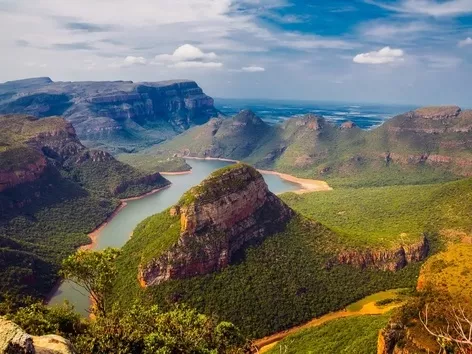 Reisen nach Afrika 2023: Grundregeln, Einschränkungen und Sicherheitsmaßnahmen