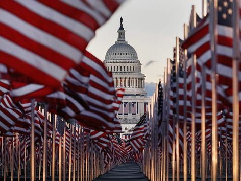 Russen werden aus den USA abgeschoben: Was ist der Grund dafür