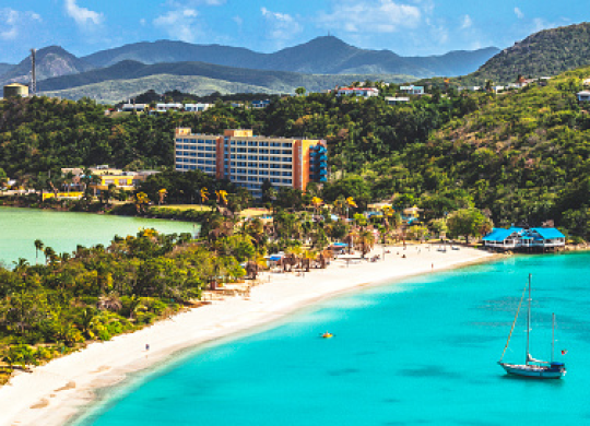 Antígua e Barbuda é um país de praias. Como visitar o país para umas férias de praia perfeitas?