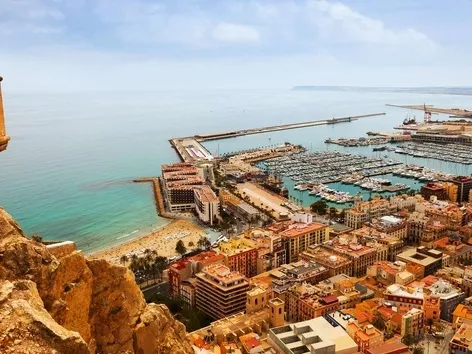 Los 5 destinos turísticos mediterráneos más baratos para viajar en 2023