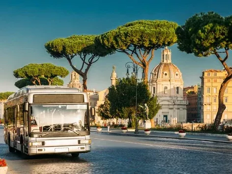 Transports publics en Italie : informations pour les voyageurs étrangers