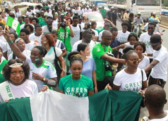 Education au Nigeria: comentario fonctionnent l'enseignement scolaire et l'admission à l'université