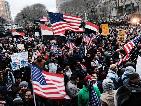 Ist es legal, die US-Grenze auf der Suche nach politischem Asyl zu überqueren?