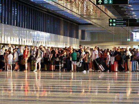 Grèves en Europe en octobre : où s'attendre à des retards dans les vols et les trains ?