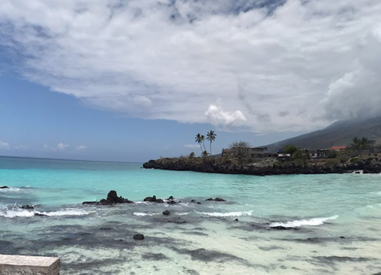 Features of life in the Comoros. Obtaining permanent residence and residence permit on the islands